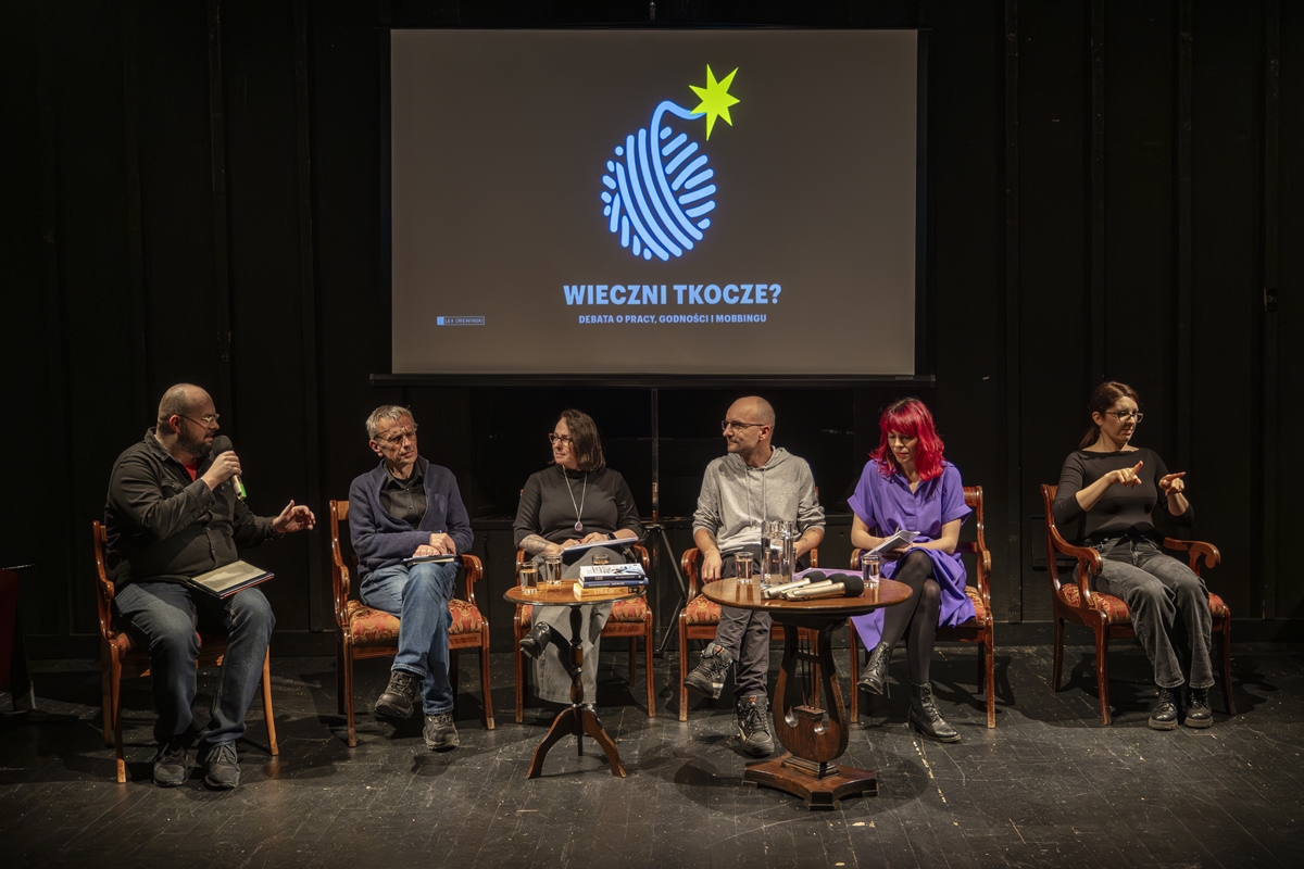 Wieczni tkocze? Relacja z debaty w ramach cyklu UNIWERSYTET LATAJĄCY ŚLĄSK