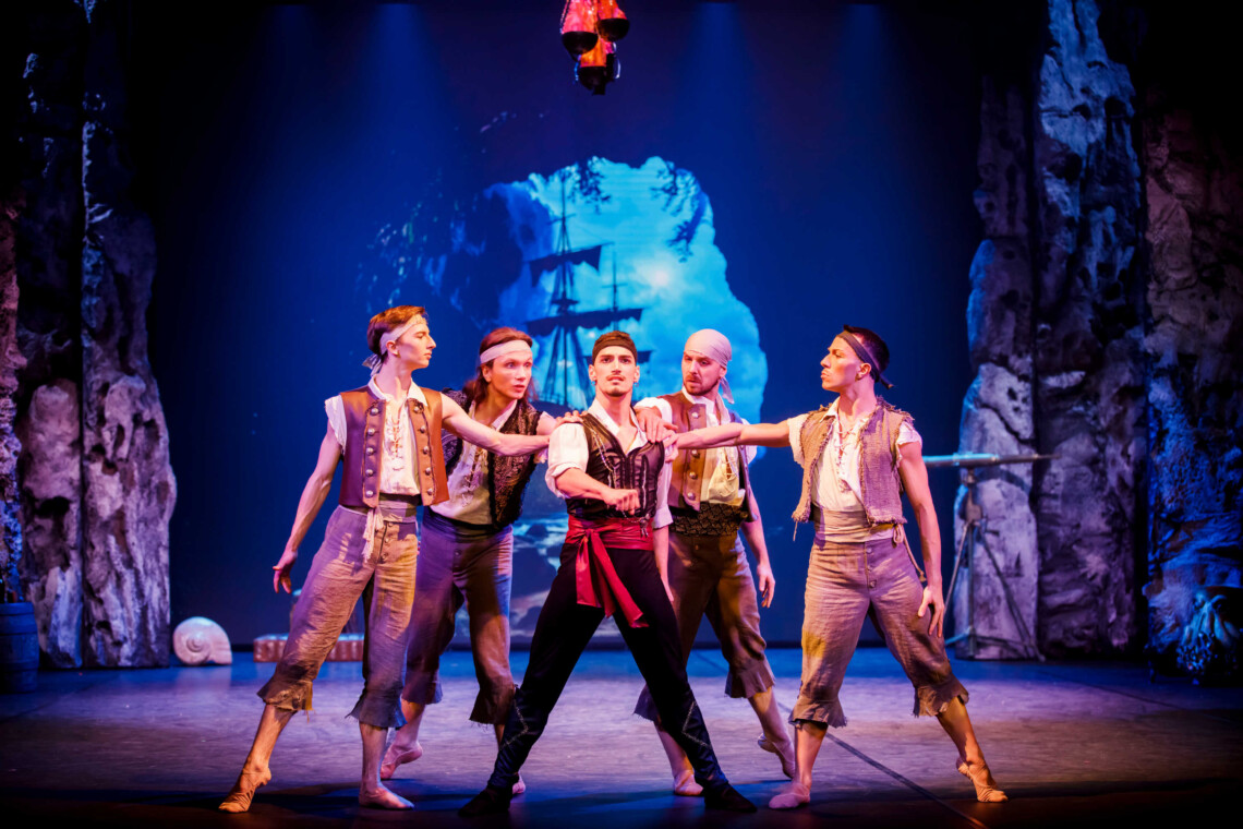 Zdjęcie  z spektaklu Korsarz 