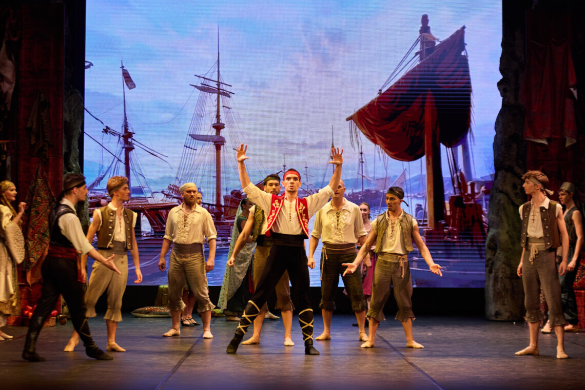Zdjęcie  z spektaklu Korsarz 