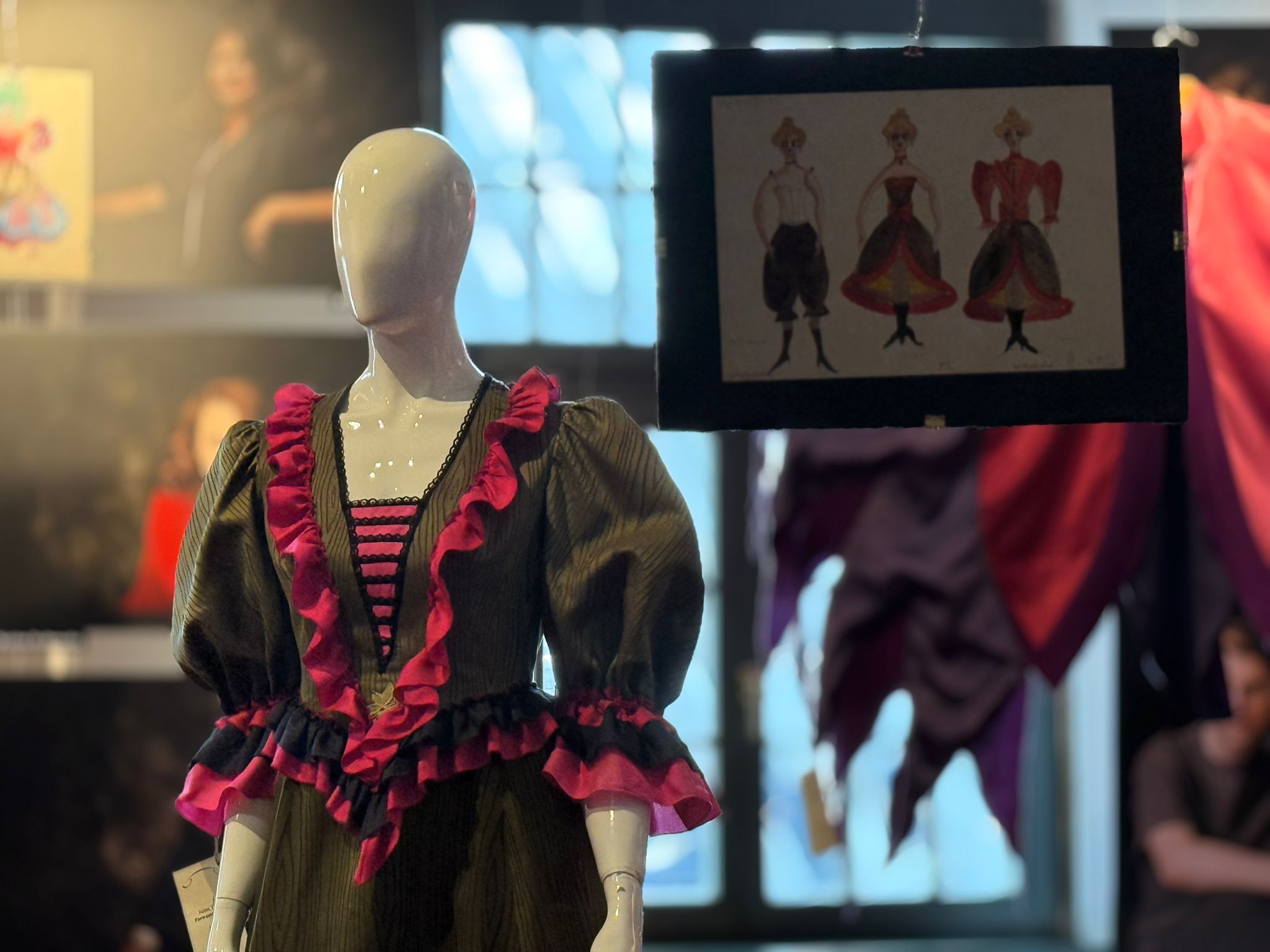 Odkryj magiczny świat kostiumów Barbary Ptak!