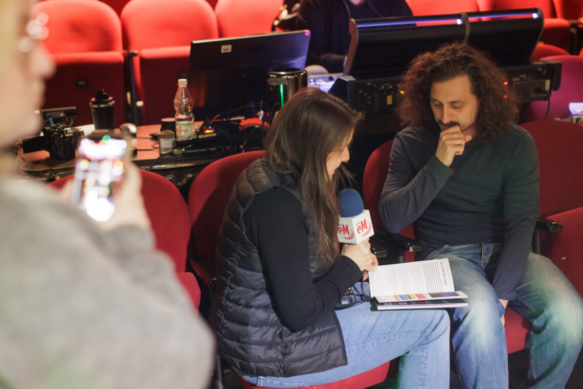 Zdjęcie dla artykułu Dwie konferencje. Dwie prapremiery. Jeden intensywny dzień w Teatrze