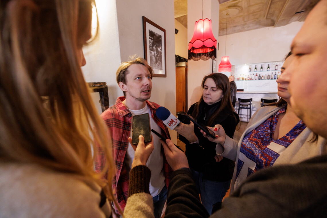 Zdjęcie dla artykułu Dwie konferencje. Dwie prapremiery. Jeden intensywny dzień w Teatrze